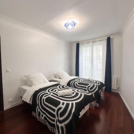 Superbe Appartement Renove Au Coeur De La Capitale París Exterior foto