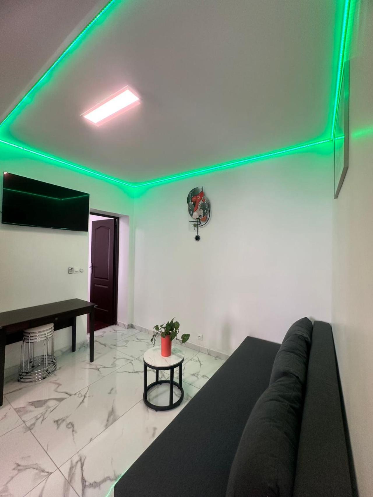 Superbe Appartement Renove Au Coeur De La Capitale París Exterior foto